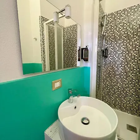 Guest house Onlyrooms Iii - Recommended For Under 30s *