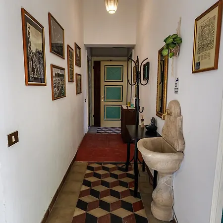 Onlyrooms Iii - Recommended For Under 30s