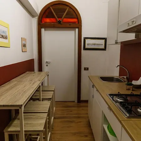 Onlyrooms Iii - Recommended For Under 30s Affittacamere Cagliari